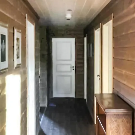 In With Kitchen